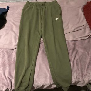 Nike pants club green size m